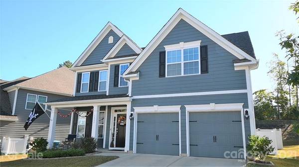 3955 Lake Breeze DR, Sherrills Ford, NC 28673