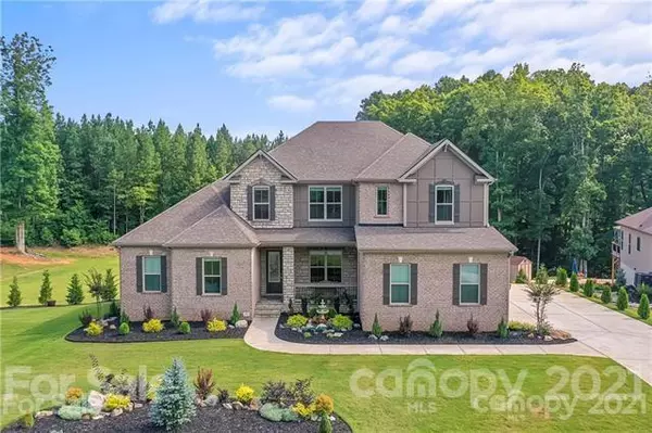 151 Campanile DR, Mooresville, NC 28117