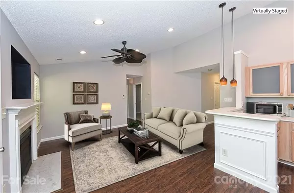 Charlotte, NC 28214,219 Woodlynn DR