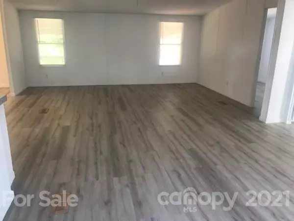 Valdese, NC 28690,4199 Stonecreek DR
