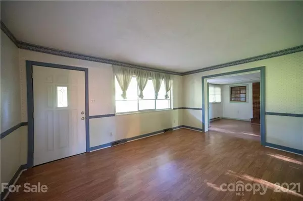 Hamptonville, NC 27020,4926 Harmony HWY