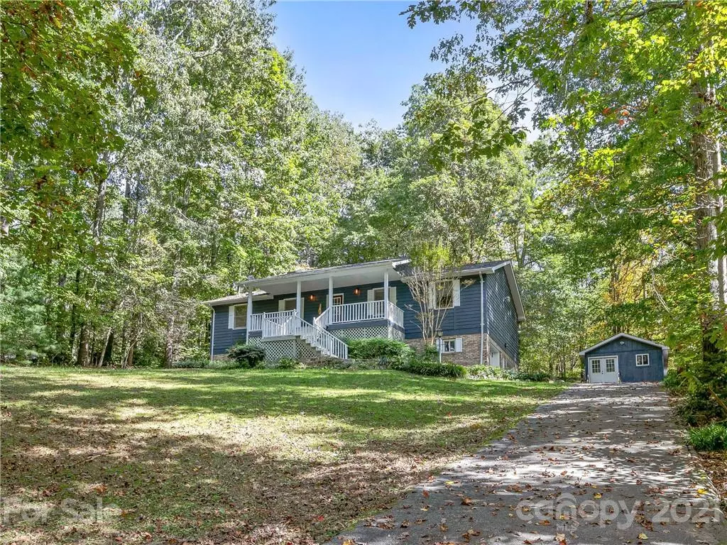 Flat Rock, NC 28731,114 Lakemont DR