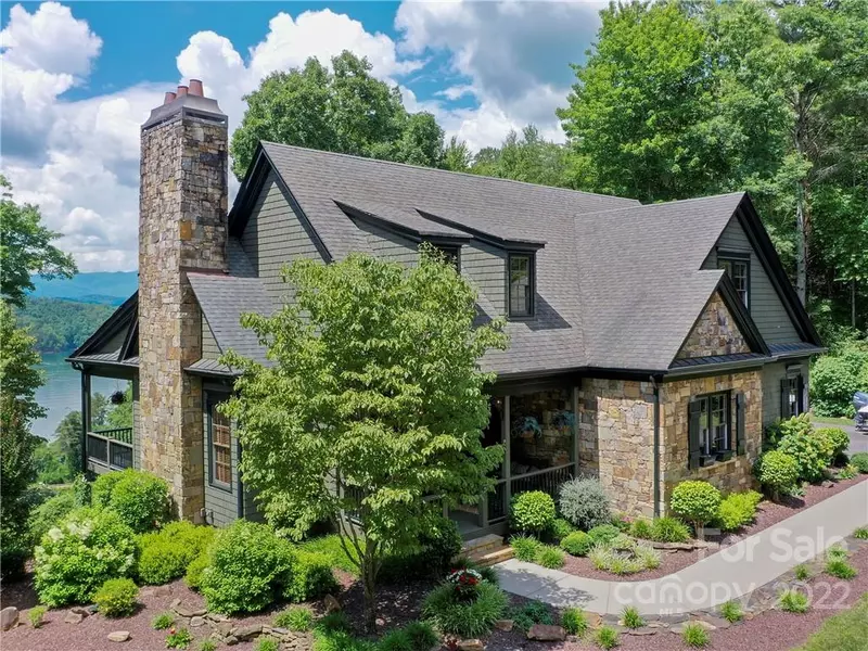 414 Trails End RD, Bryson City, NC 28713