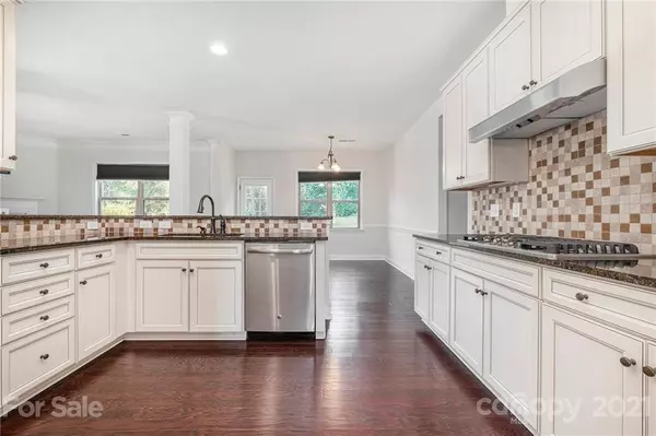 Huntersville, NC 28078,9923 Maywine CIR