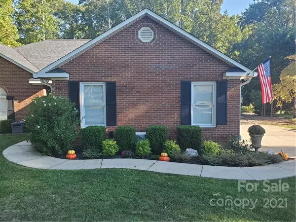 Denver, NC 28037,1799 Cameron Heights CIR