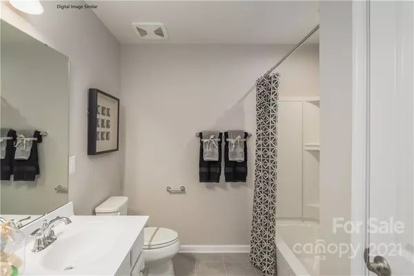 Huntersville, NC 28078,9427 Hollow Bend DR #47