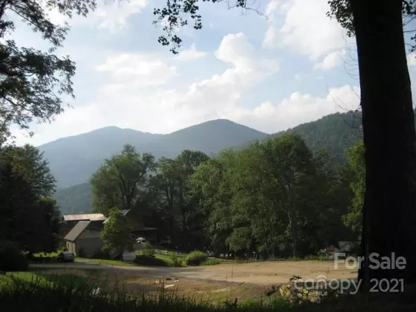 Maggie Valley, NC 28751,27 Gypsy RD #27