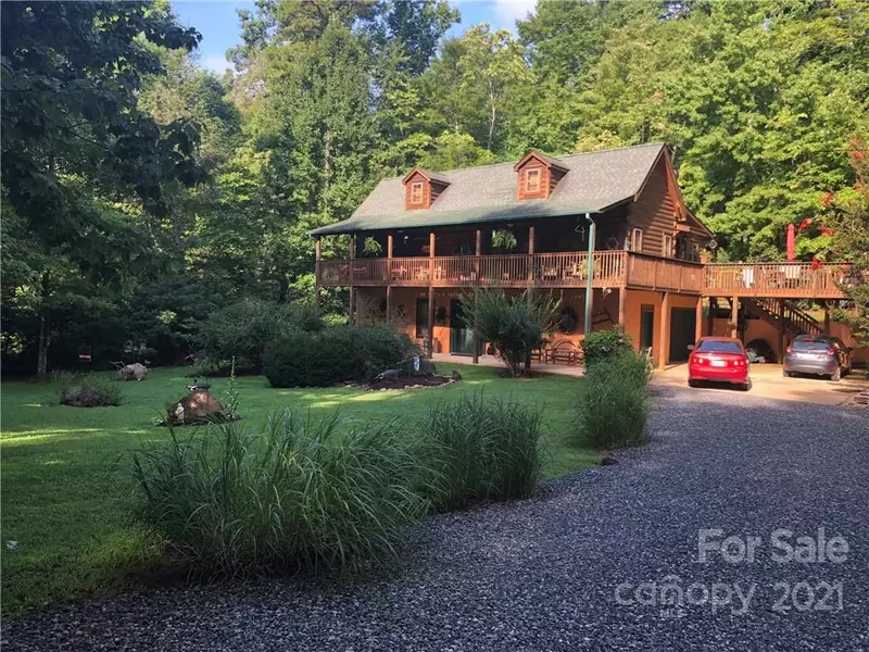 145 E Wilderness RD, Lake Lure, NC 28746