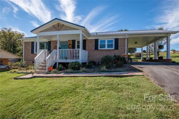 Granite Falls, NC 28630,1053 Maple ST