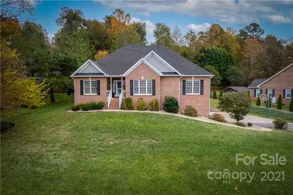 Hickory, NC 28602,1463 Brookstone DR