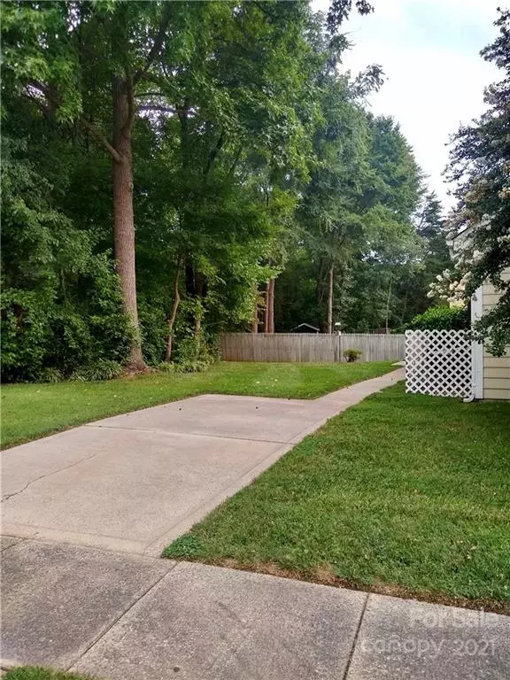 Charlotte, NC 28269,3501 Frostmoor PL