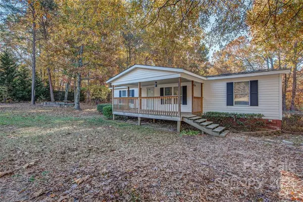 1349 Sherwood RD, Clover, SC 29710