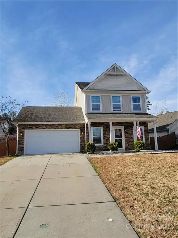 812 Pointe Andrews DR, Concord, NC 28025