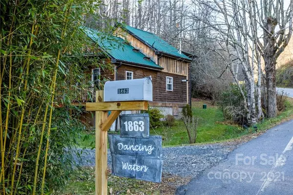 Hot Springs, NC 28743,1863 Poplar Gap RD