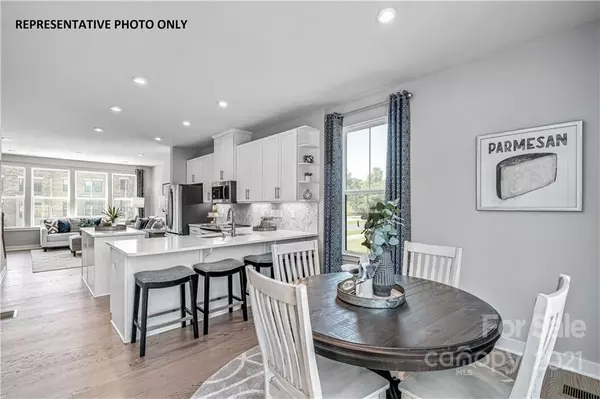 Charlotte, NC 28217,3737 S Tryon ST #1009 B