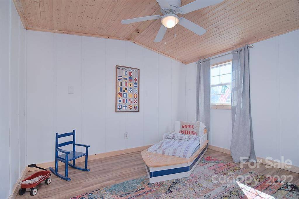 New London, NC 28127,120 Cardinal DR