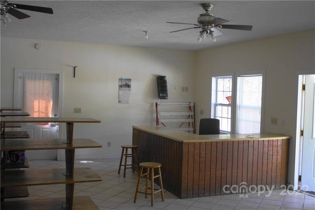 Marshall, NC 28753,306 Culvin Creek RD