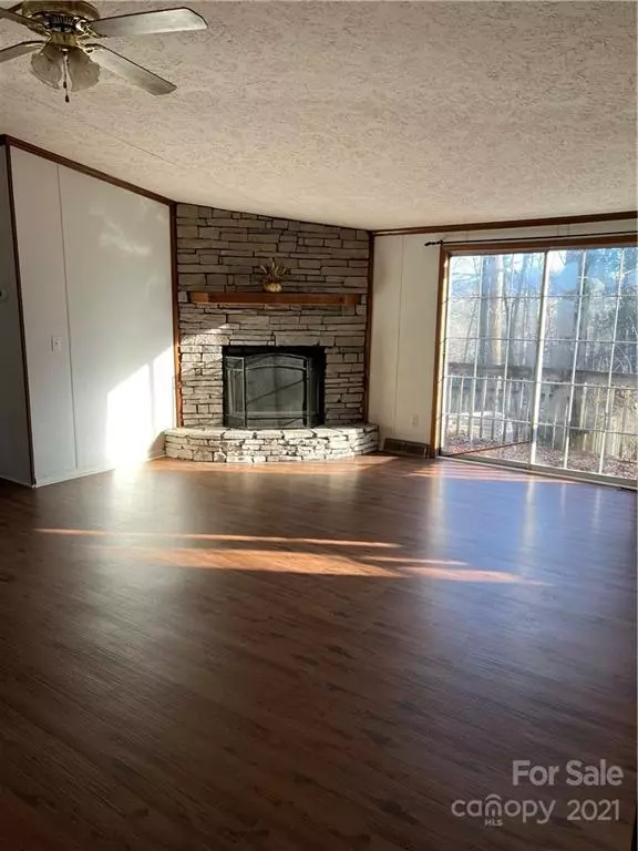 Flat Rock, NC 28731,14 Providence DR