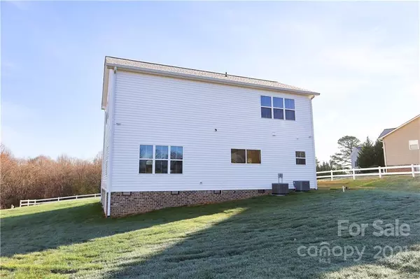 Granite Falls, NC 28630,5387 Stonegate Farm DR #13