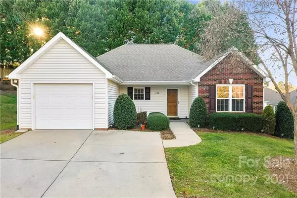 106 Whitehall DR, Mooresville, NC 28117