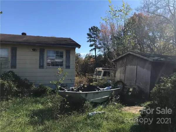 Woodleaf, NC 27054,6365 Foster RD