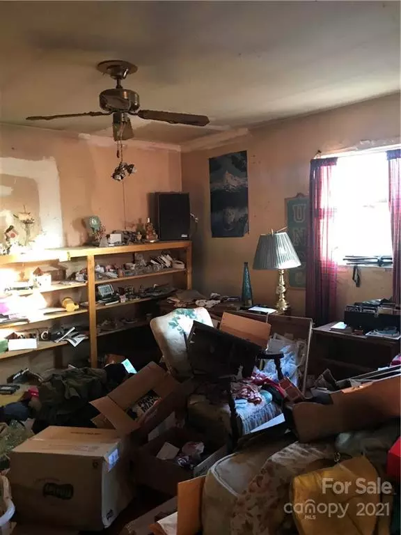 Woodleaf, NC 27054,6365 Foster RD