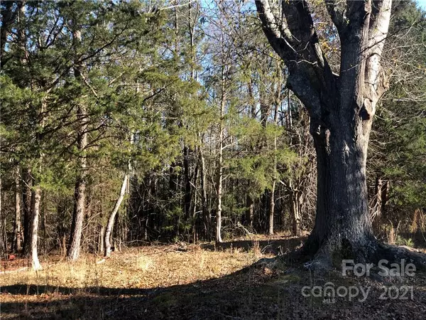 Carlisle, SC 29031,5630 Woods Ferry RD #B