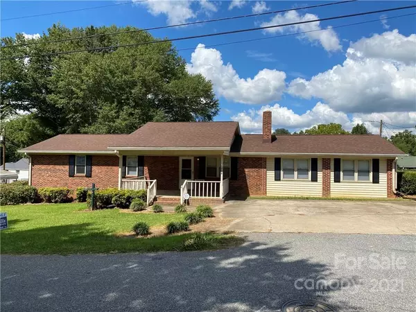 604 W Lime ST W, Blacksburg, SC 29702