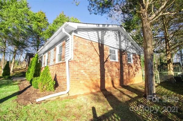 1312 6th AVE, Conover, NC 28613