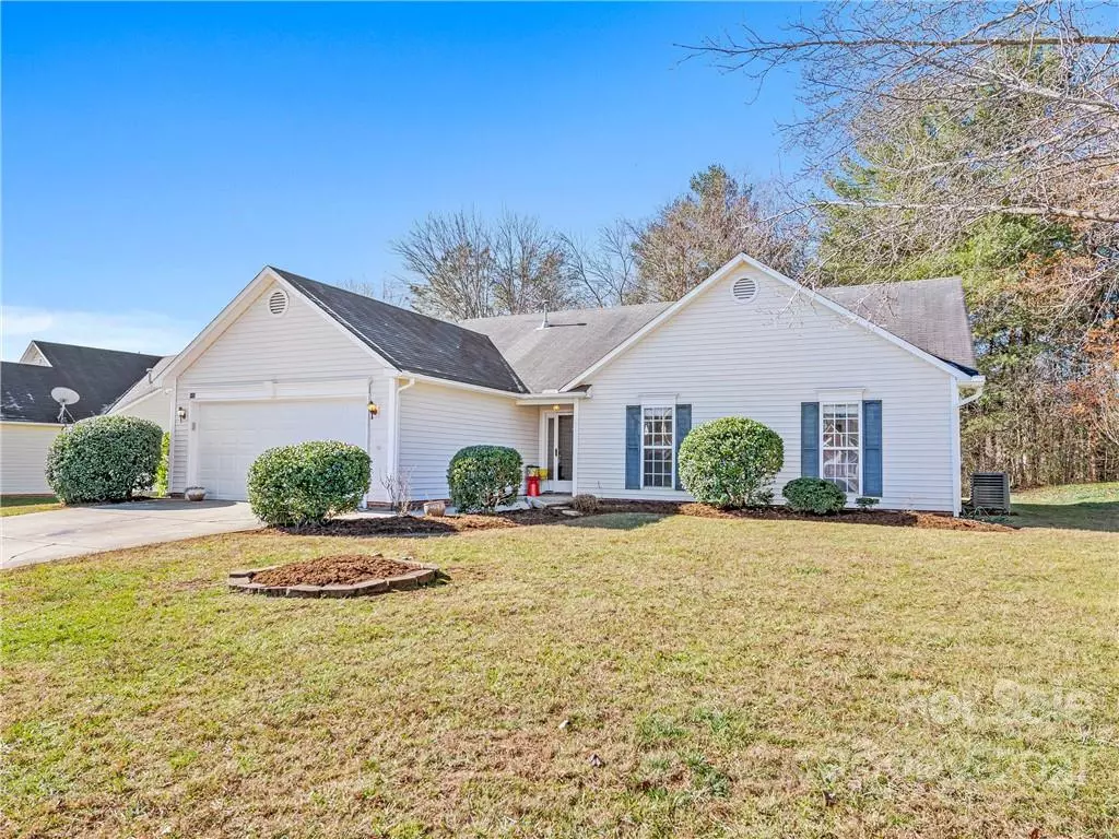 Fletcher, NC 28732,440 Glensprings DR