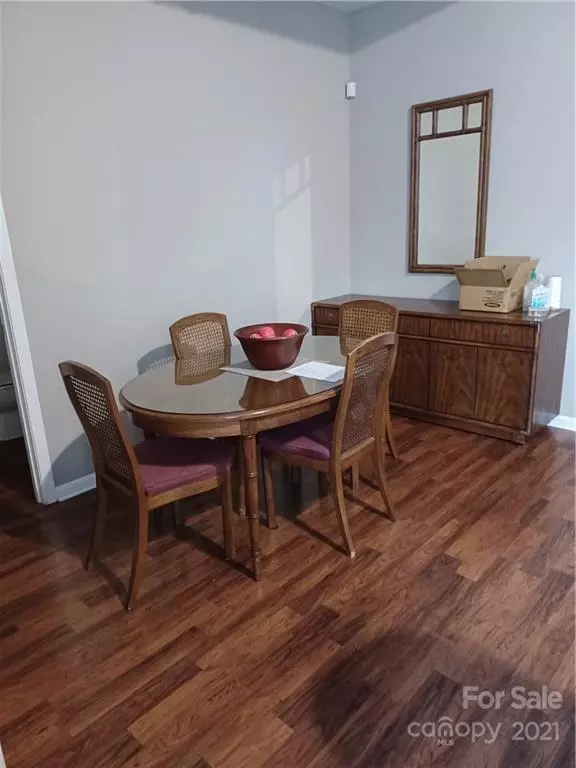 Matthews, NC 28105,2718 Mill Valley CT