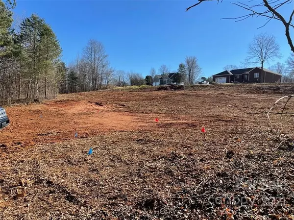 Statesville, NC 28625,128 Zurich LN