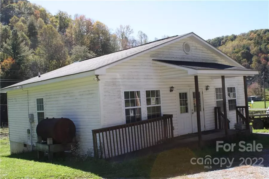 306 Culvin Creek RD, Marshall, NC 28753