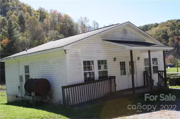 Marshall, NC 28753,306 Culvin Creek RD