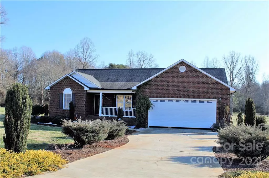 Vale, NC 28168,2412 Green Valley CT