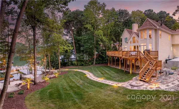 179 Lake Mist DR, Mooresville, NC 28117