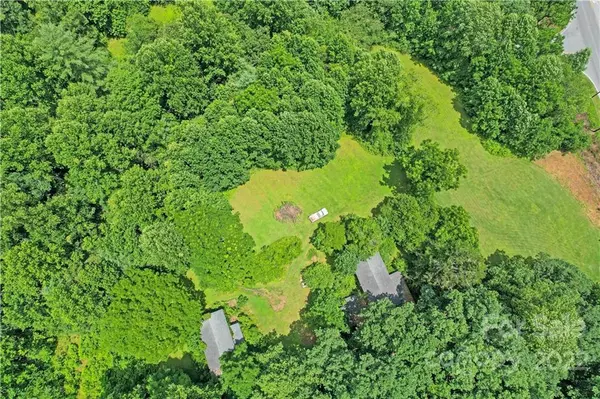 Brevard, NC 28712,746 Rosman HWY