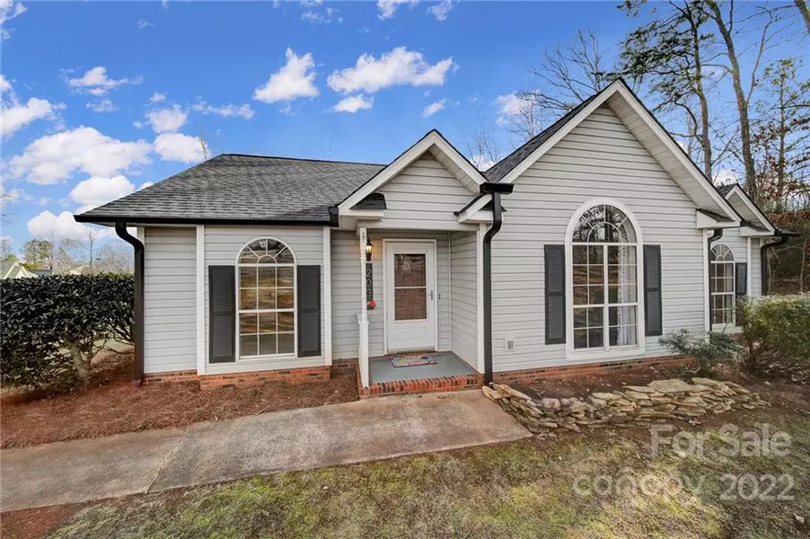 203 Applegate RD, Fort Mill, SC 29715