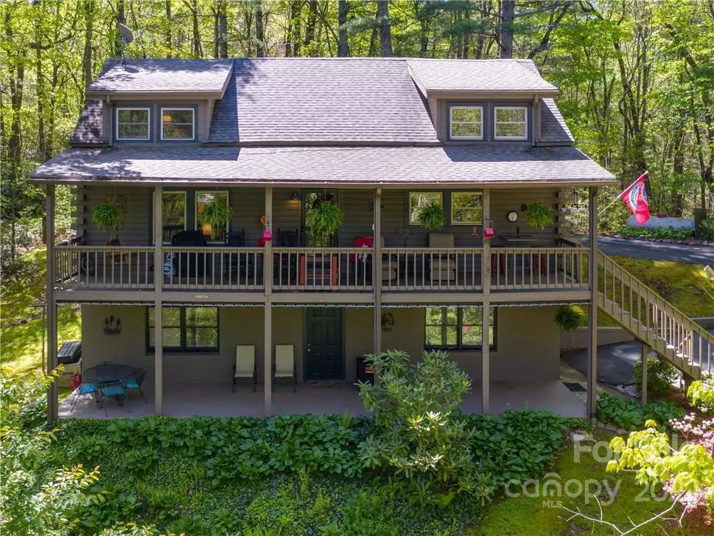 Lake Toxaway, NC 28747,475 Hiwassee RD