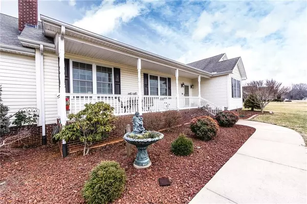 China Grove, NC 28023,1018 Evans CT