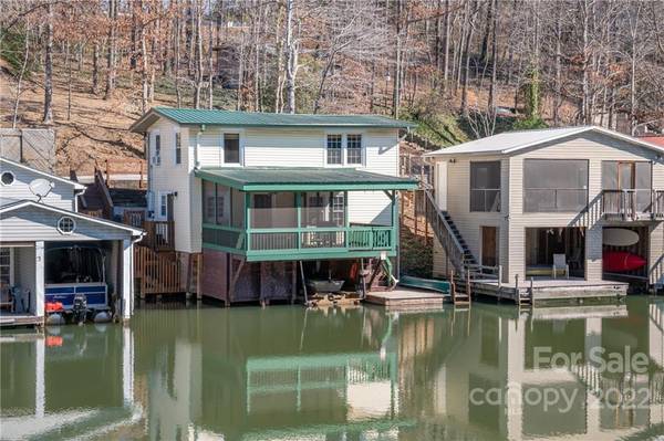 364 Lakeshore DR, Landrum, SC 29356