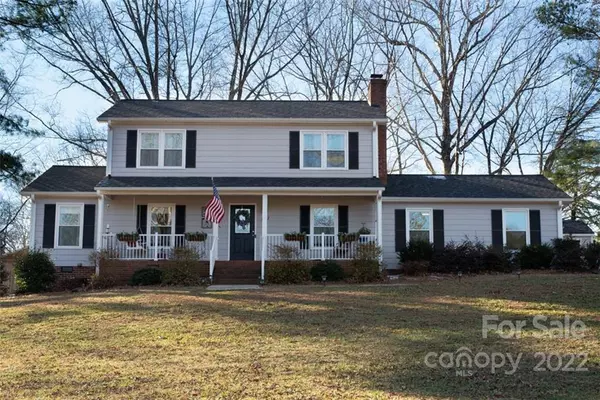 120 Quail DR, Salisbury, NC 28147