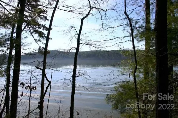 Granite Falls, NC 28630,3067 Sams WAY #1