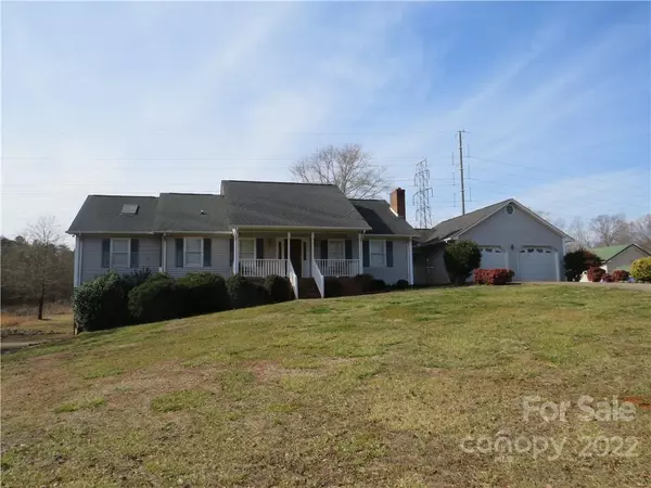 228 Holly Hills DR, Forest City, NC 28043