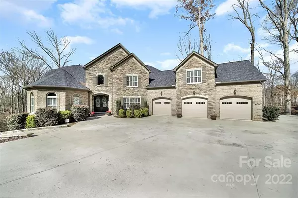 141 Hermance LN, Mooresville, NC 28117