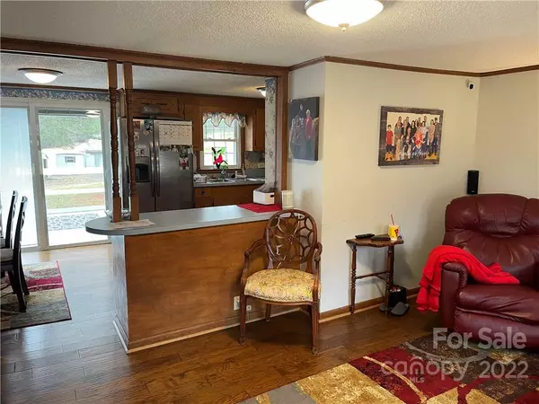 Ellenboro, NC 28040,532 WEBB RD