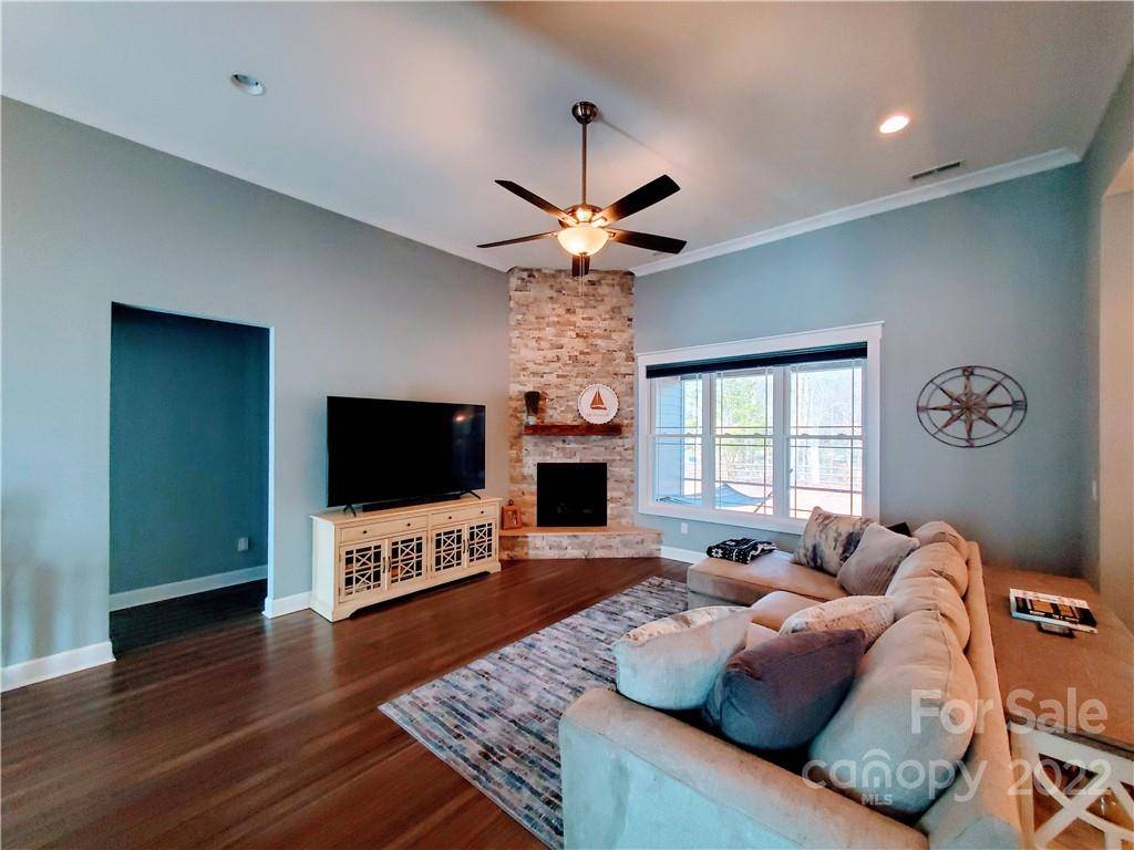 Terrell, NC 28682,8596 Amandine WAY