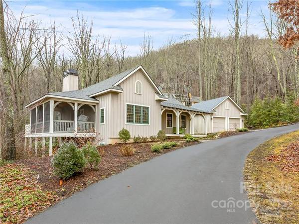 11 Clear Water Trail RD, Fairview, NC 28730