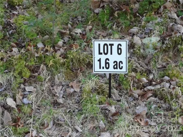1713 Songbird CT #6, Lenoir, NC 28645