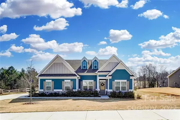 130 Sierra Chase DR, Statesville, NC 28677